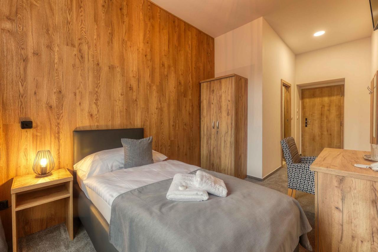 Hotel Lipa 利波瓦拉尼 外观 照片